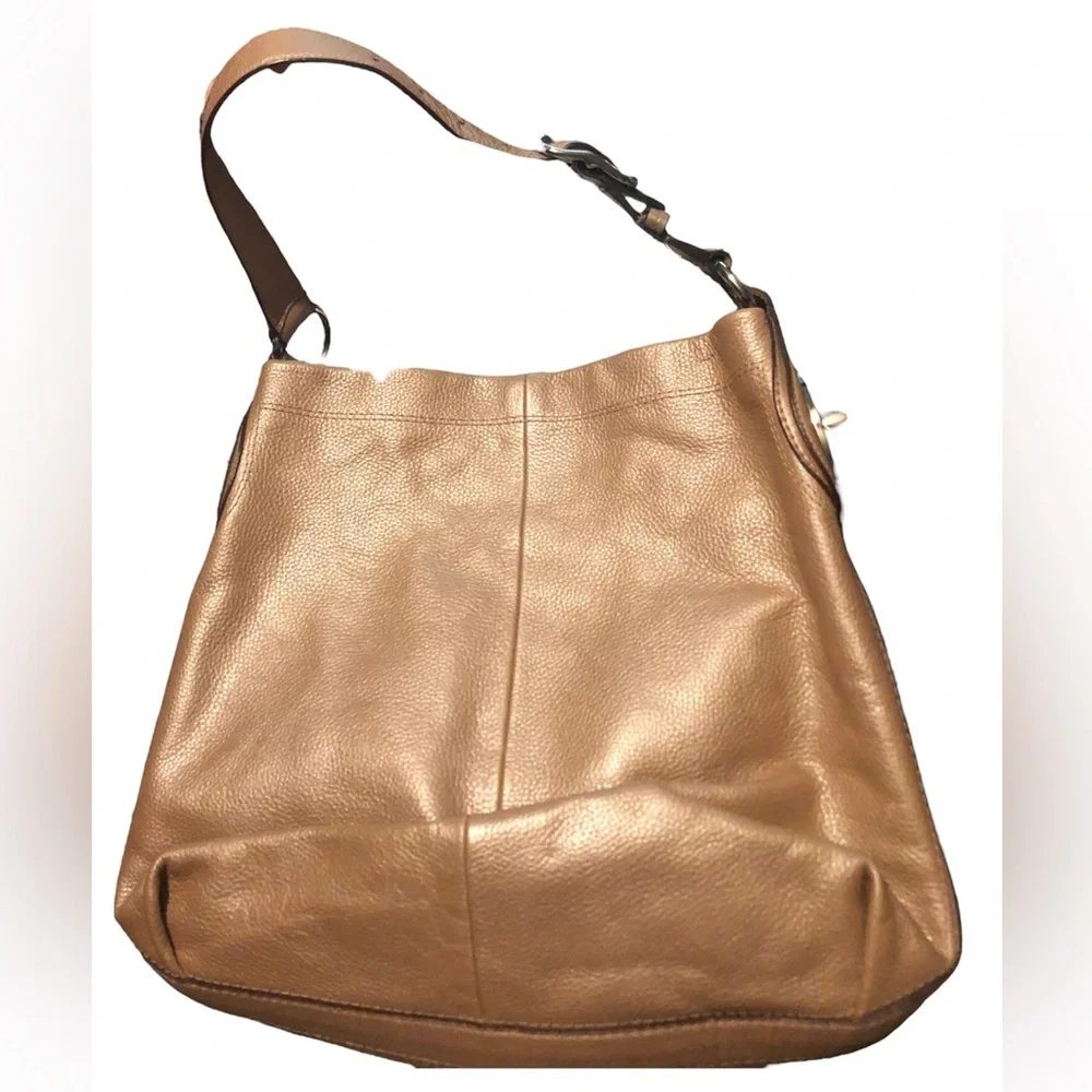 Coach purse - Picture 5 of 9
